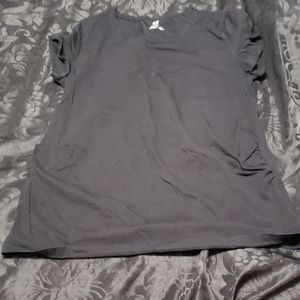 Black maternity tee